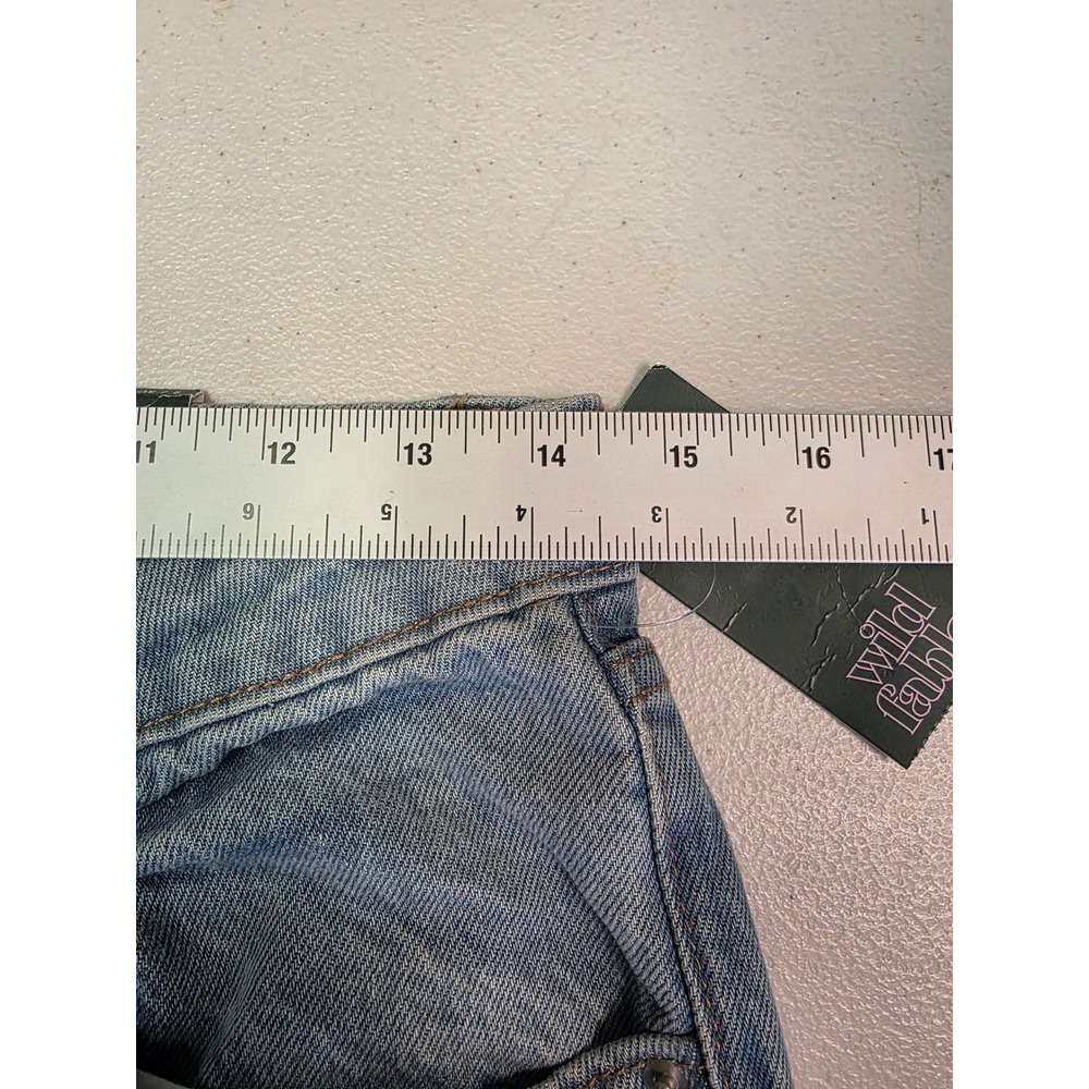Wild Fable Womens 90s Relaxed Straight Jeans Medium Wash Piping Size 2 31 Inseam - Picture 7 of 7